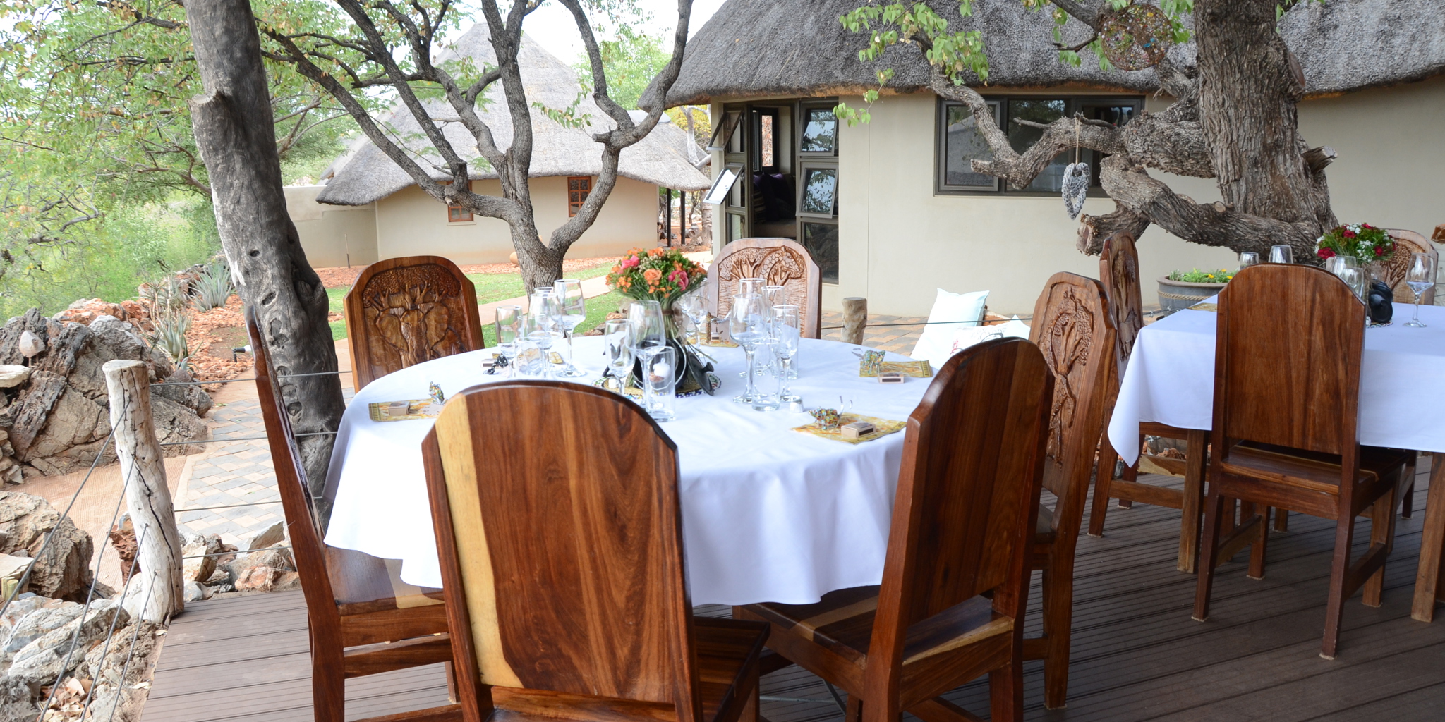 Lodge outdoor dining