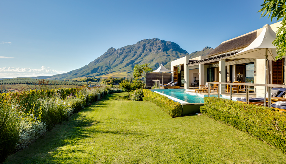 Owner's Lodge Exterior