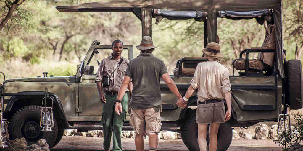 Couple safari africa