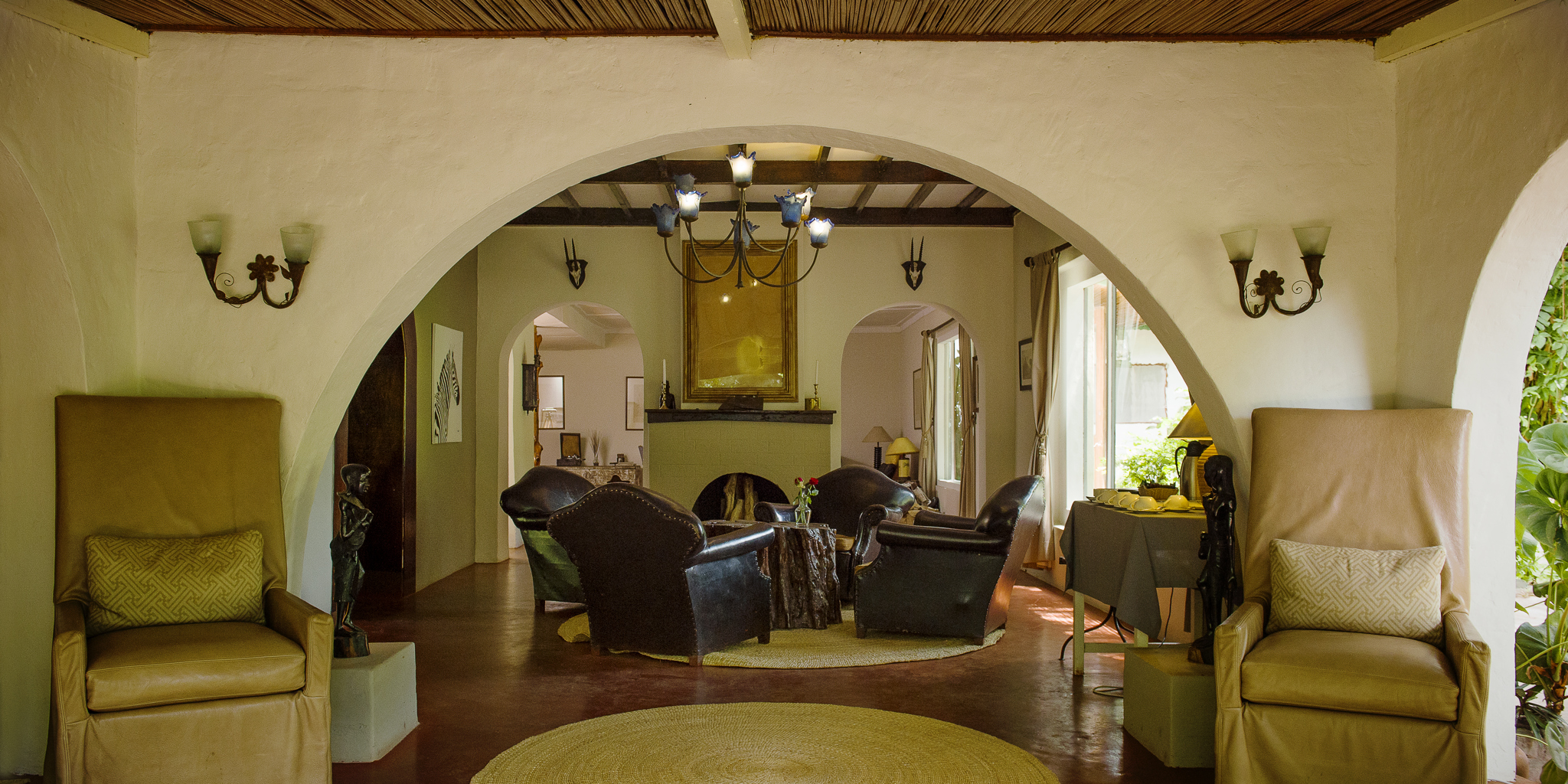 Mount meru lodge guest area