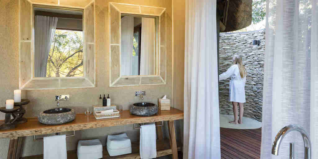 Safari outdoor private shower