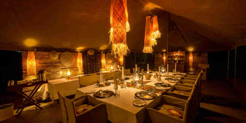 Zimbabwe safari dining