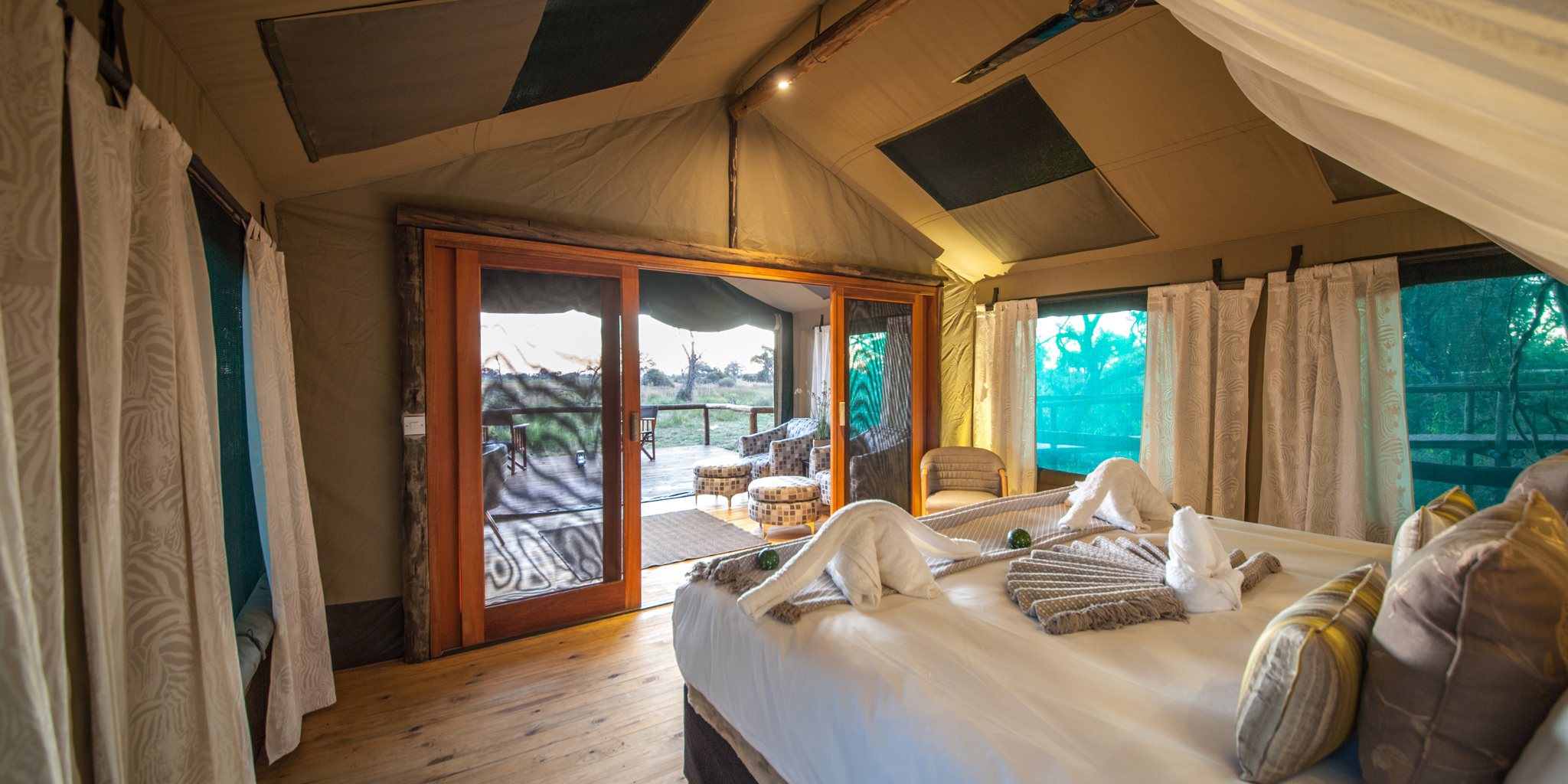 Rra Dinare guest bedroom