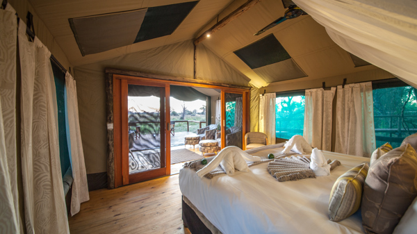 Rra Dinare guest bedroom