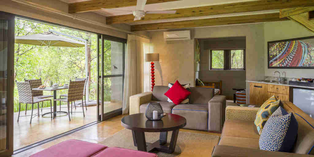 Victoria Falls Safari Suites Lounge