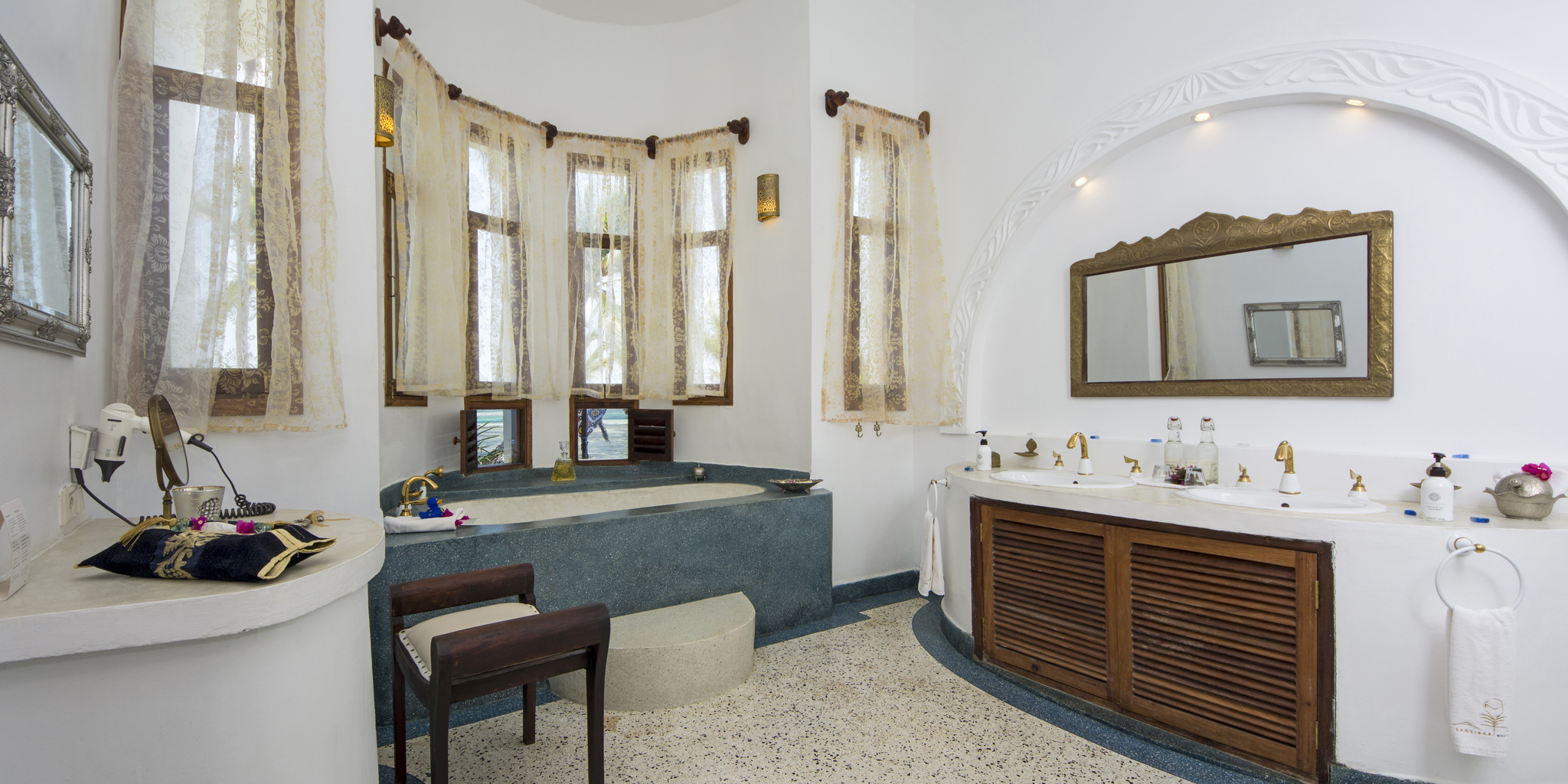 Matlai Kidosho Bathroom