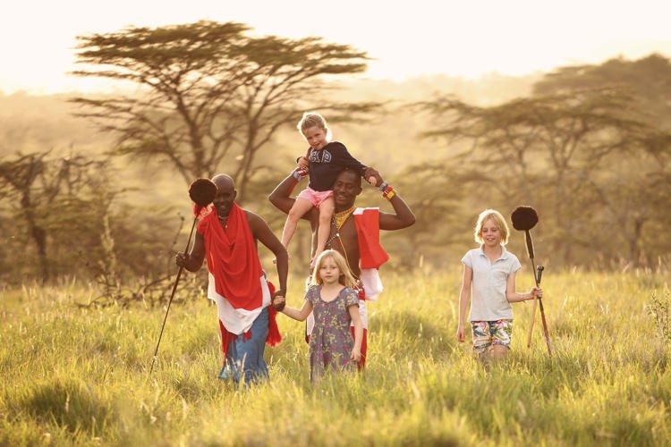 https://yellowzebrasafaris.com/media/37662/family-safari-kenya.jpg?format=jpg&height=500&v=1da5e167e88b1b0&width=750