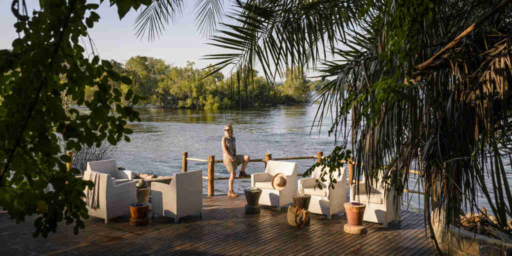 Sanctuary Sussi Zambexi river bar relaxation area