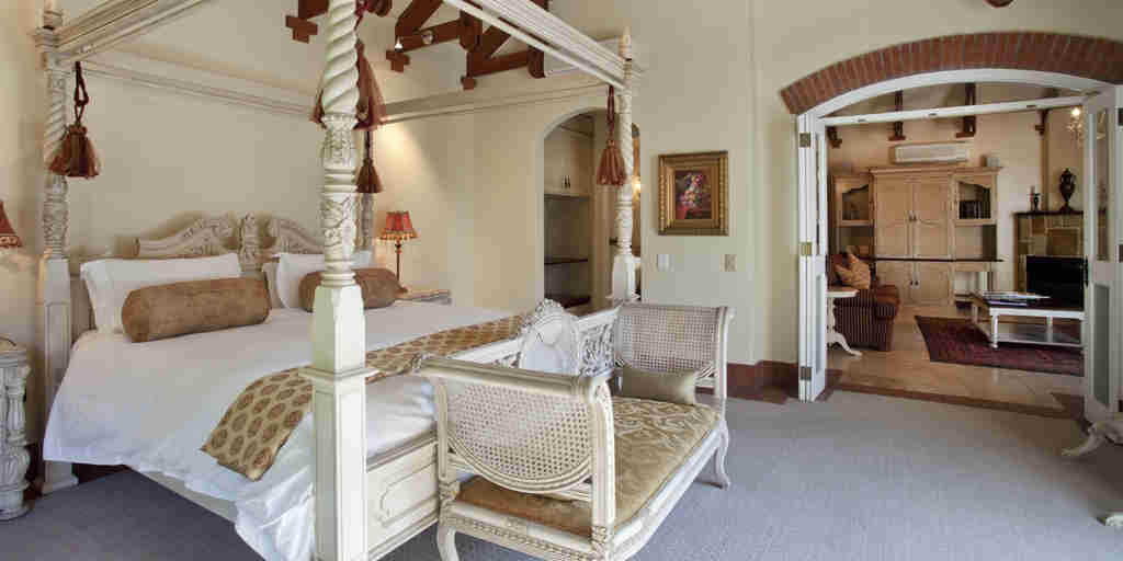Rooms   Villa Suite (Bedrooms) (5) b