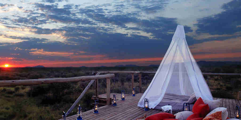 Sanctuary Makanyane Safari Lodge Hide at Sunset