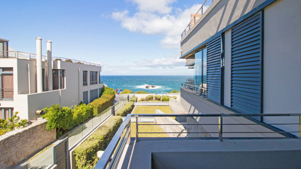 le paradis apartment balcony view