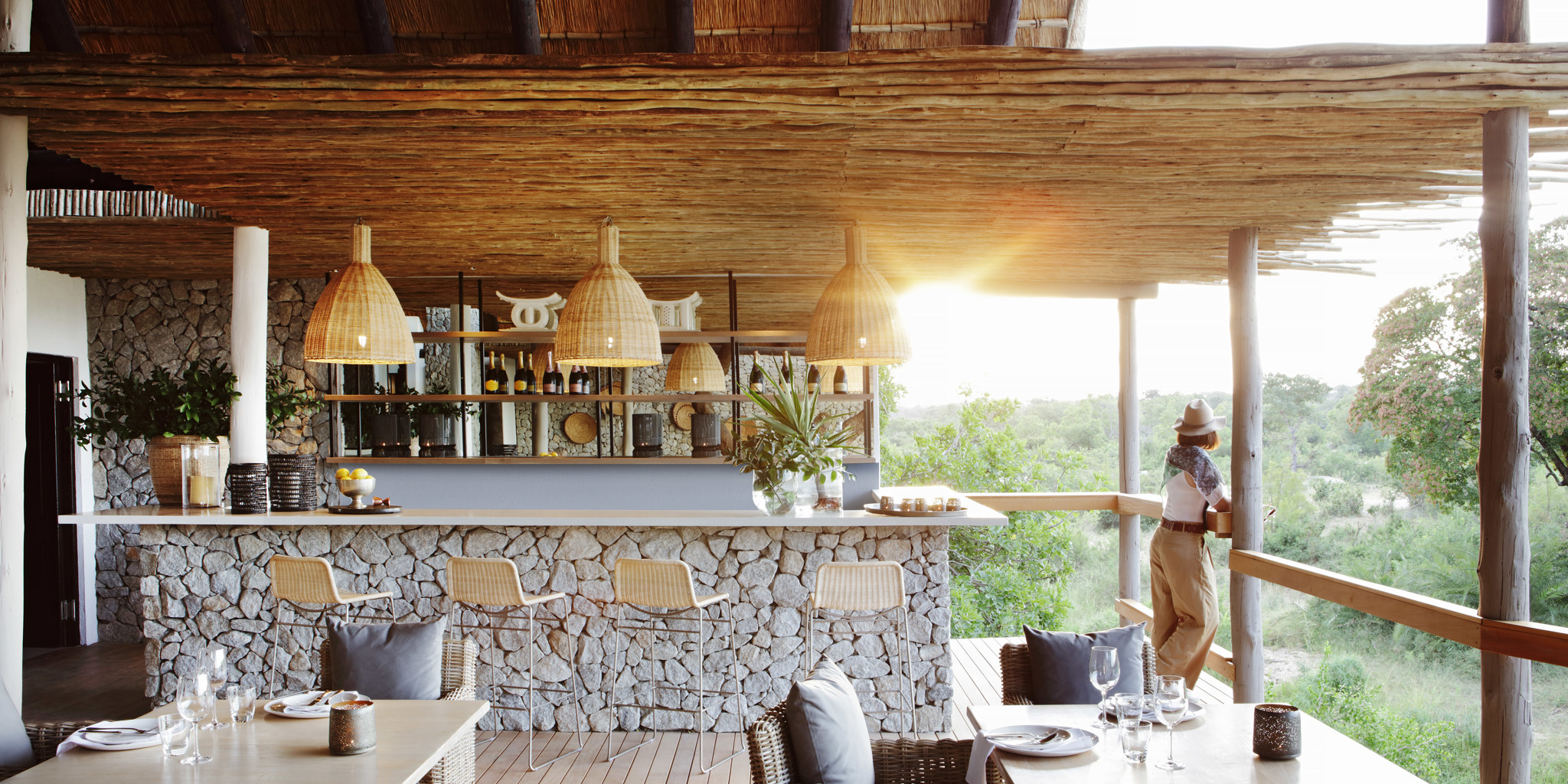 Londolozi Granite Suites Bar