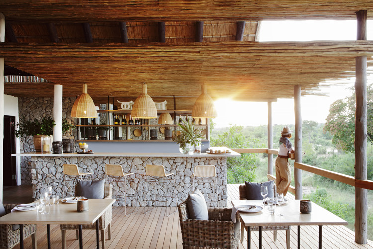 Londolozi Granite Suites Bar