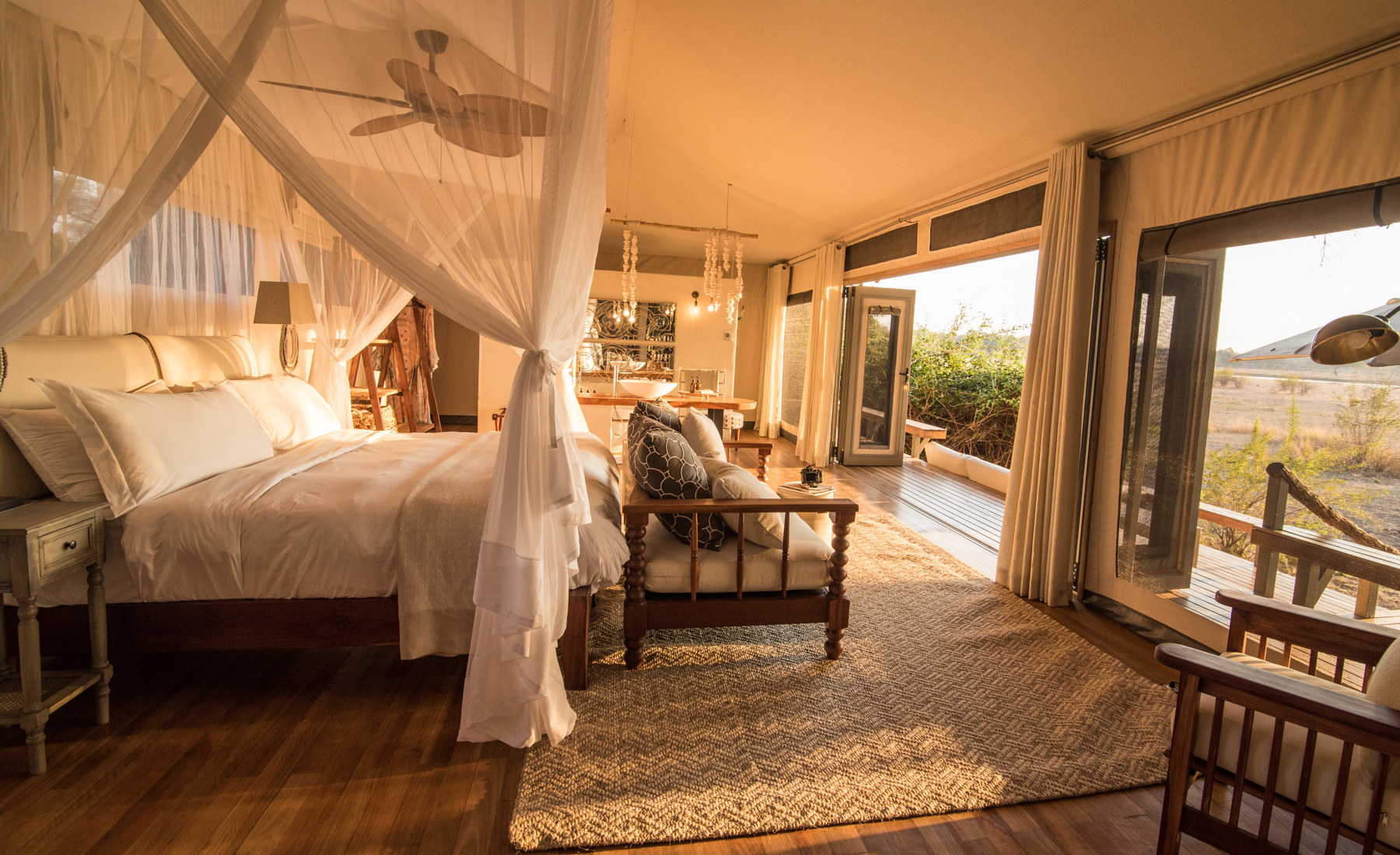 Chikwenya Lodge Room Suite Zimbabwe