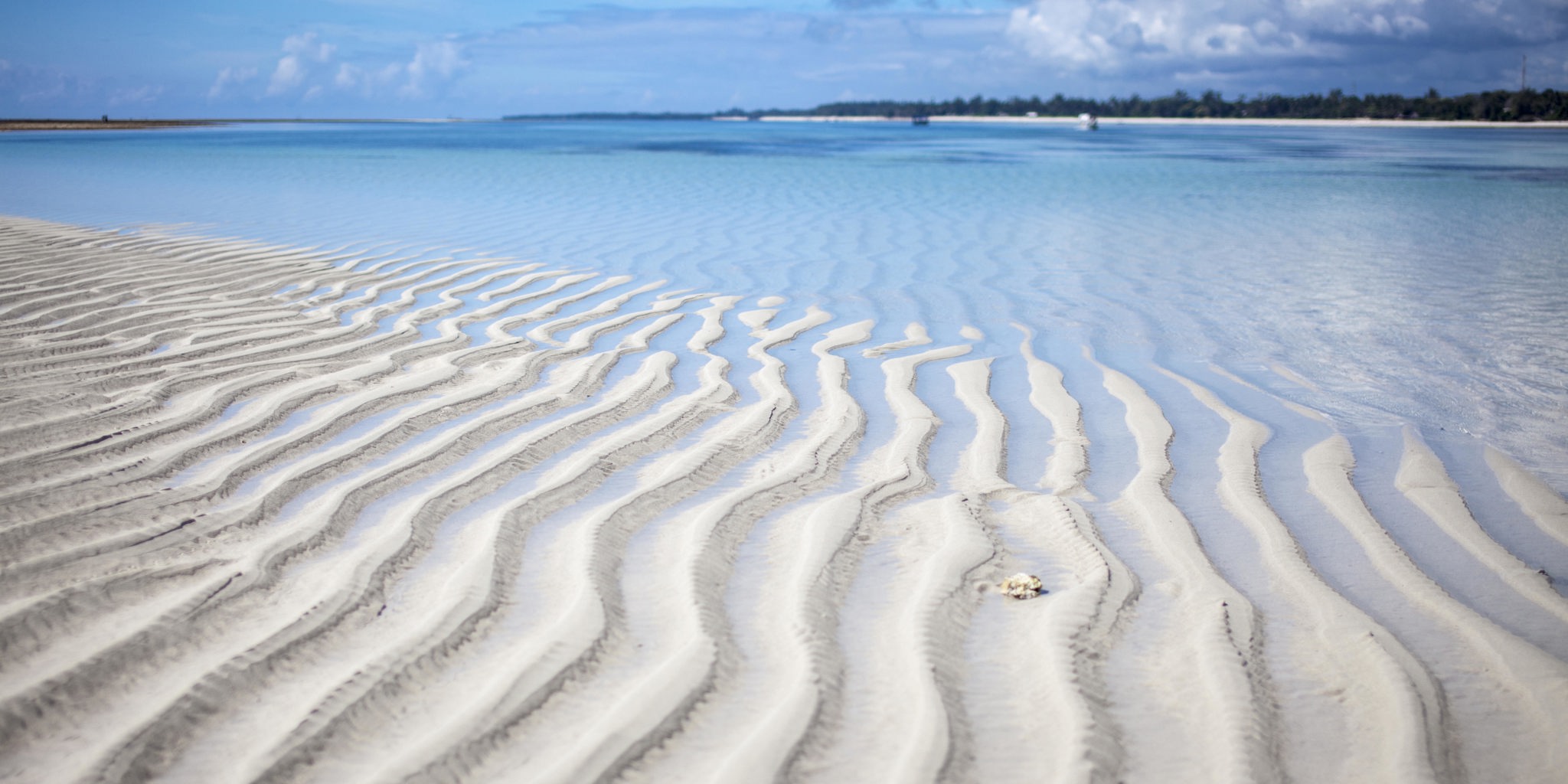 Kinondo Kwetu Hotel Robinsson Sand Island 2, Galu Beach, Diani Beach, Kenya