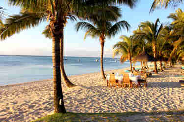 lux le morne dinner beach mauritius