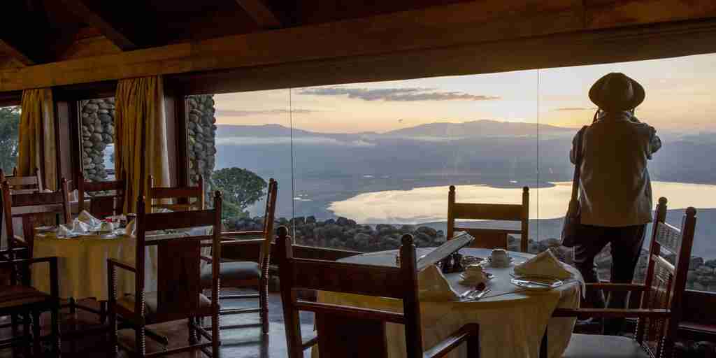 ngorongoro serena dining room view
