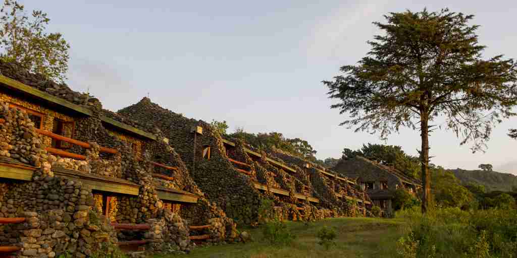 ngorongoro serena Lodge Exterior (4)