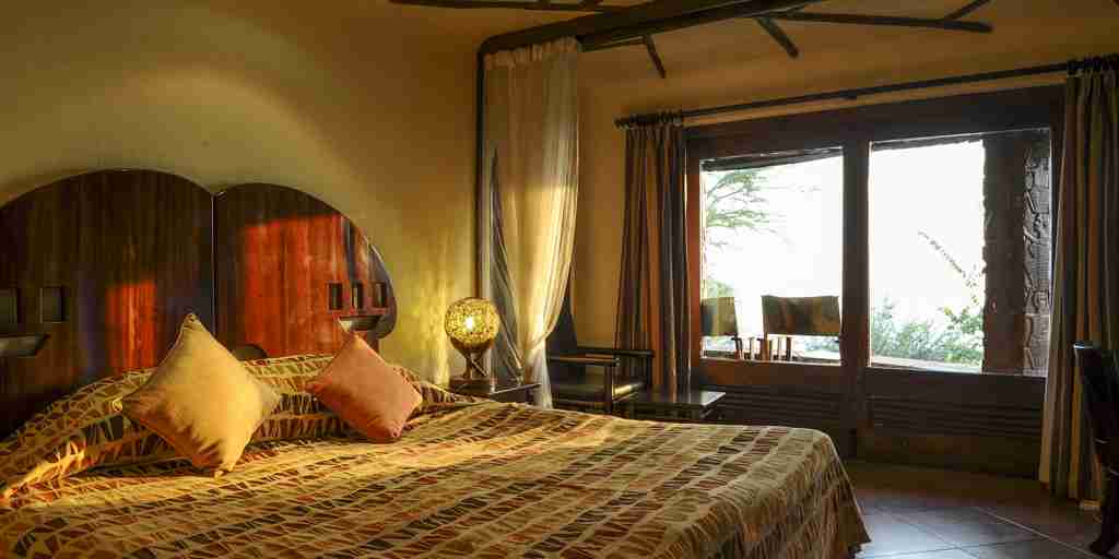 serena serengeti double bedroom interior