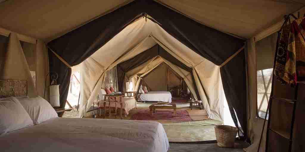 Serian Serengeti Kusini inside interior of tent