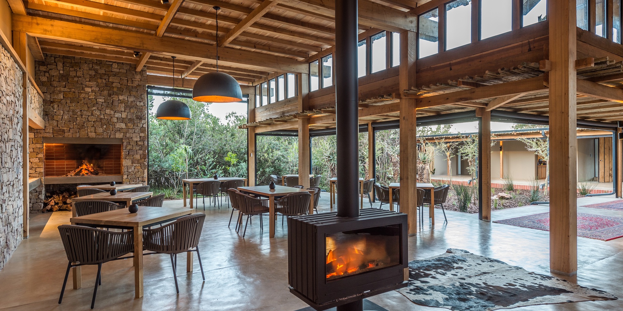 dining area ukhozi lodge kariega south africa yellow zebra safaris