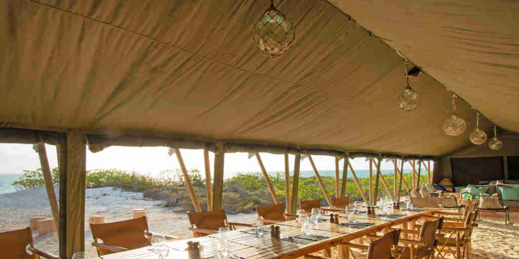 BlueSafari cosmo eco camp dinning room seychelles