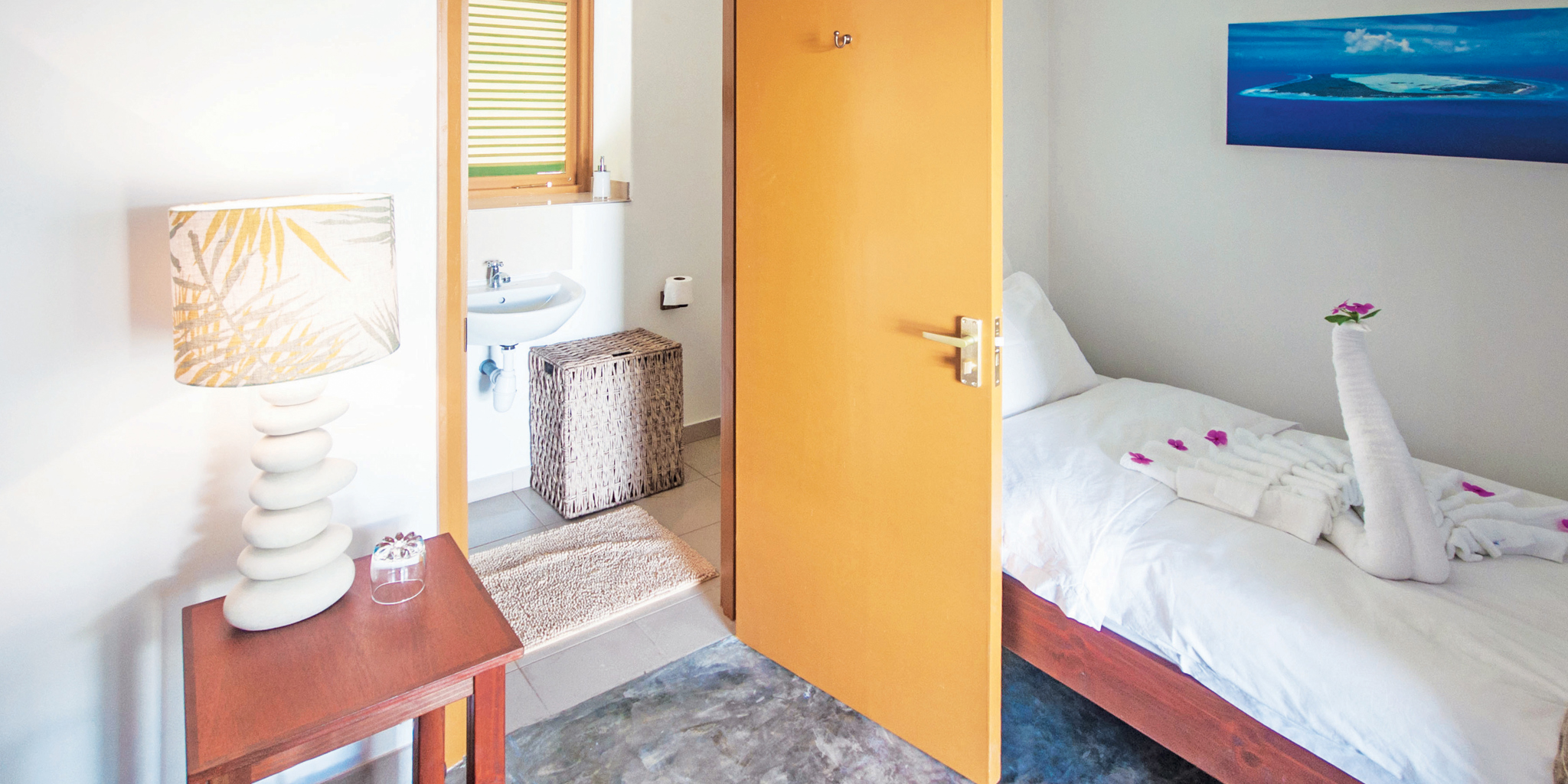 BlueSafari coral house solo room seychelles