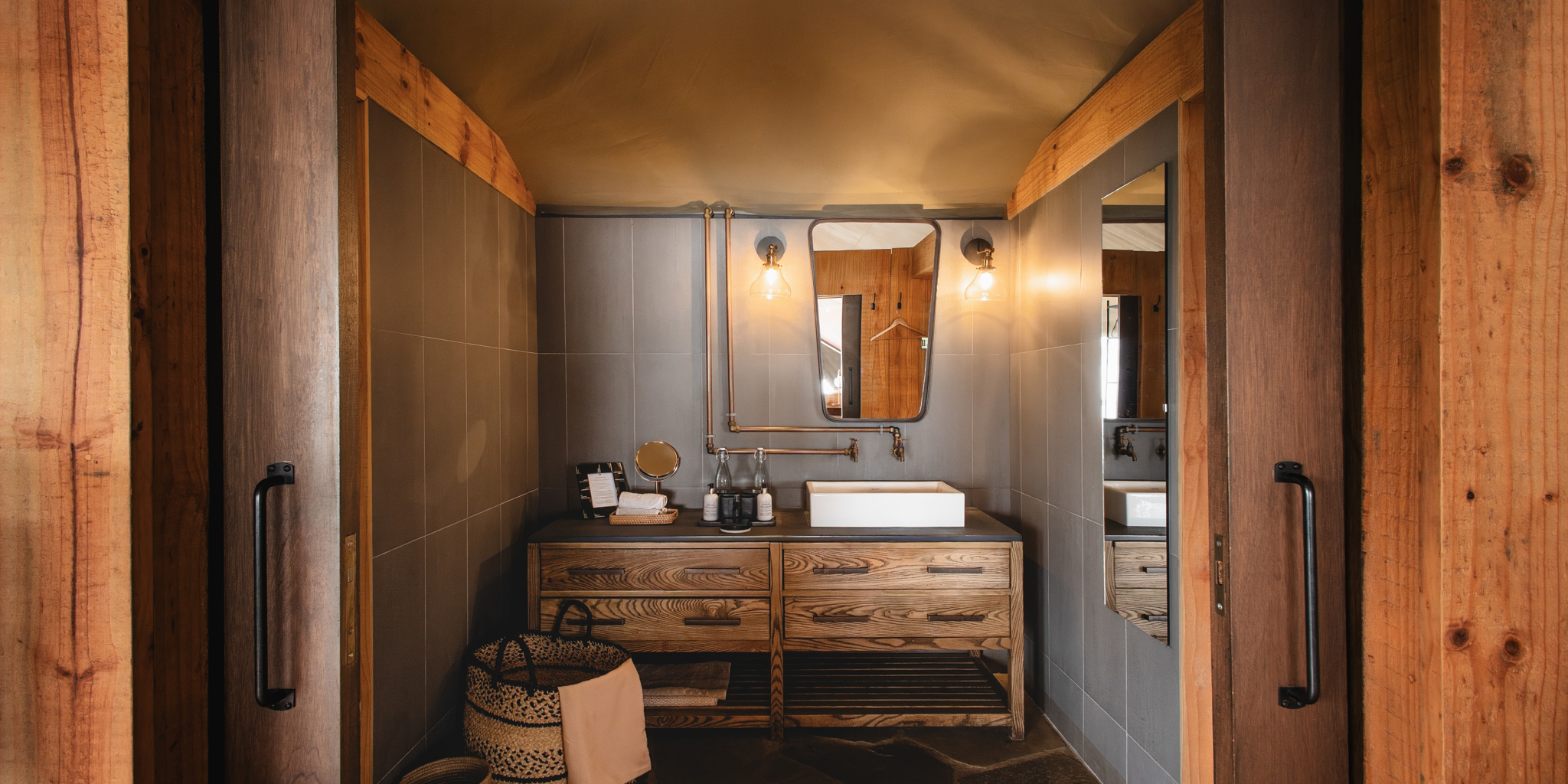 Bathroom, Magashi, Akagera National Park, Rwanda