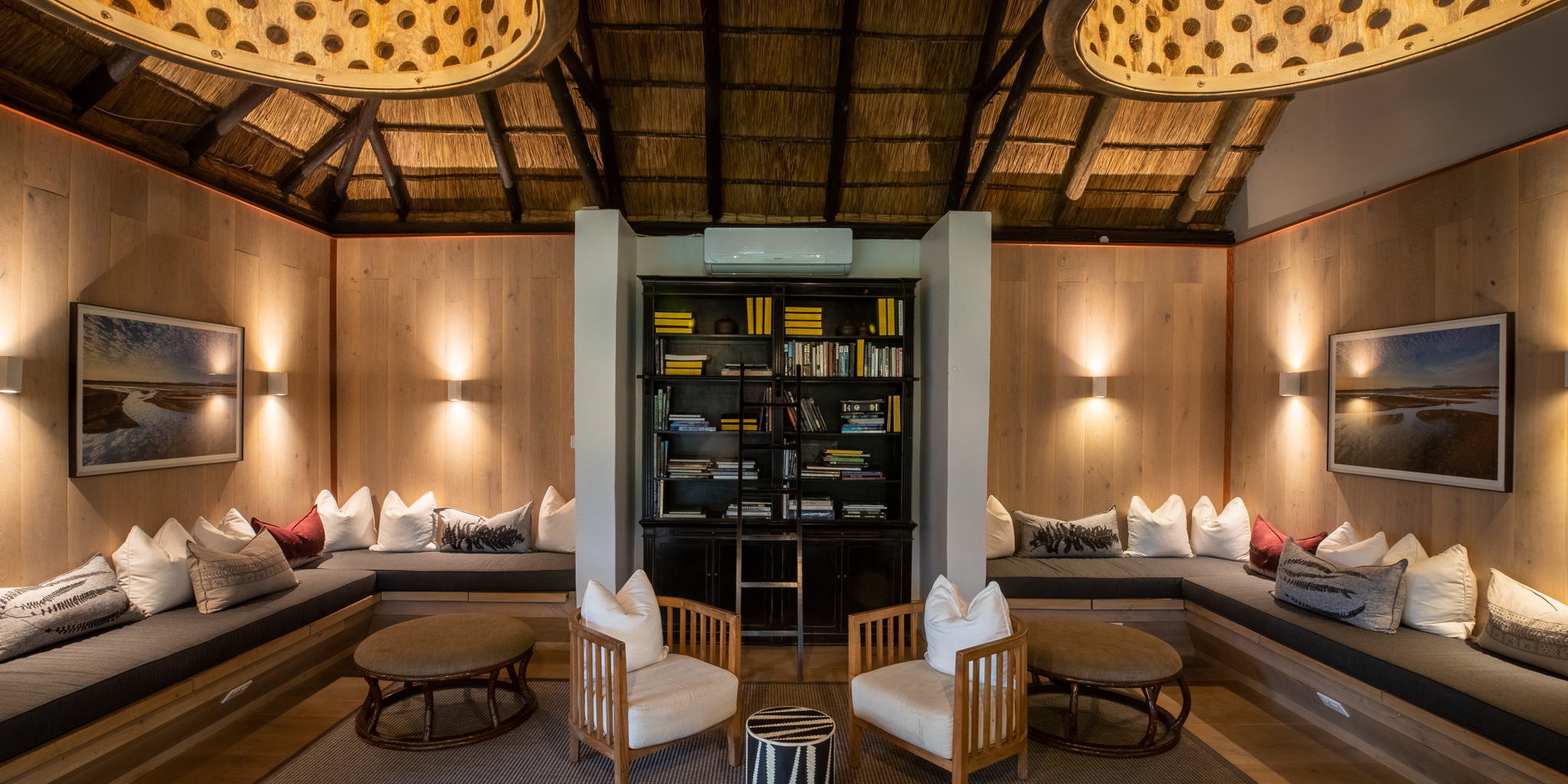 Library, Mfuwe Lodge, South Luangwe NP, Zambia