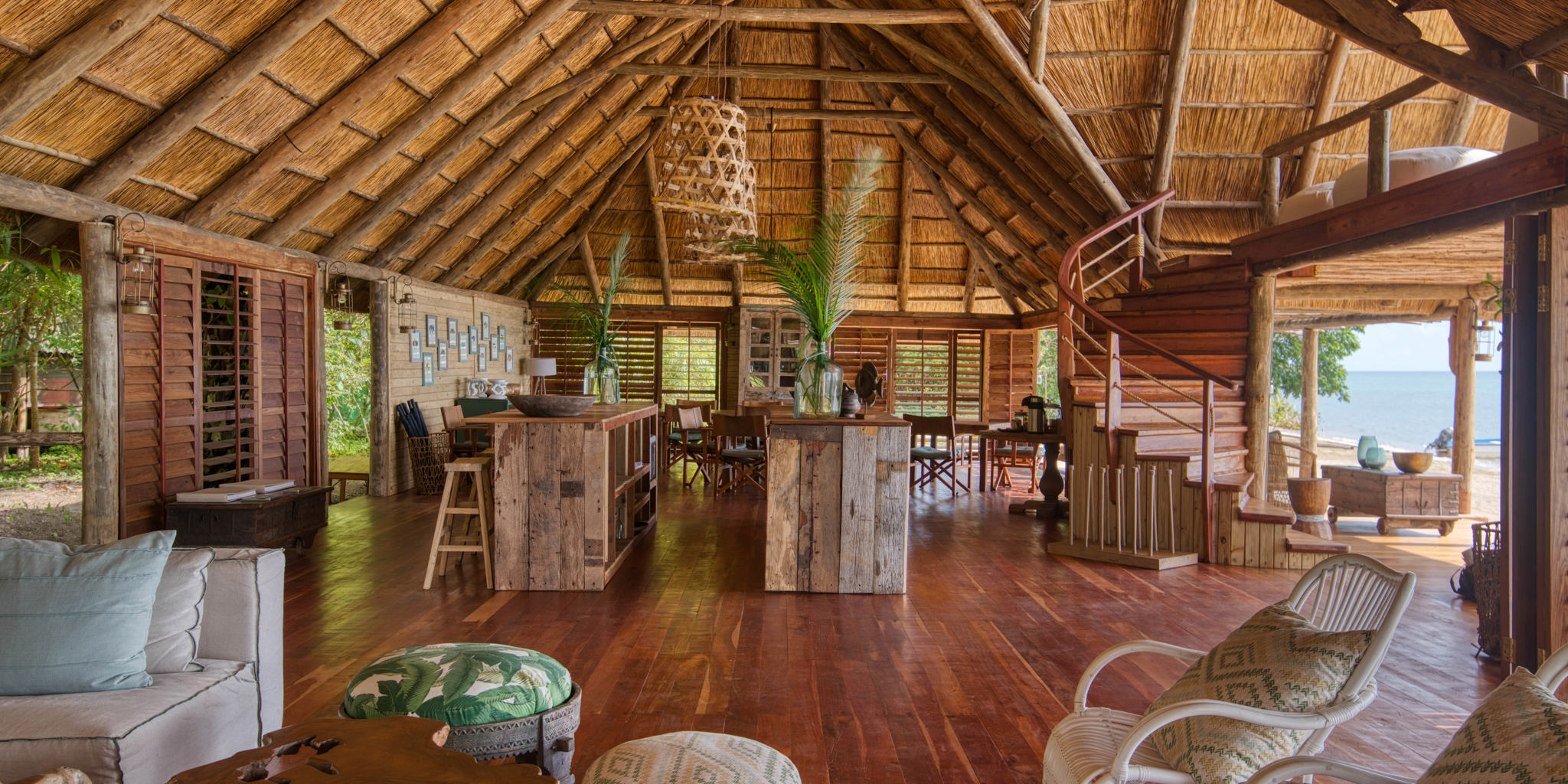 MM.Mahale.Lounge4