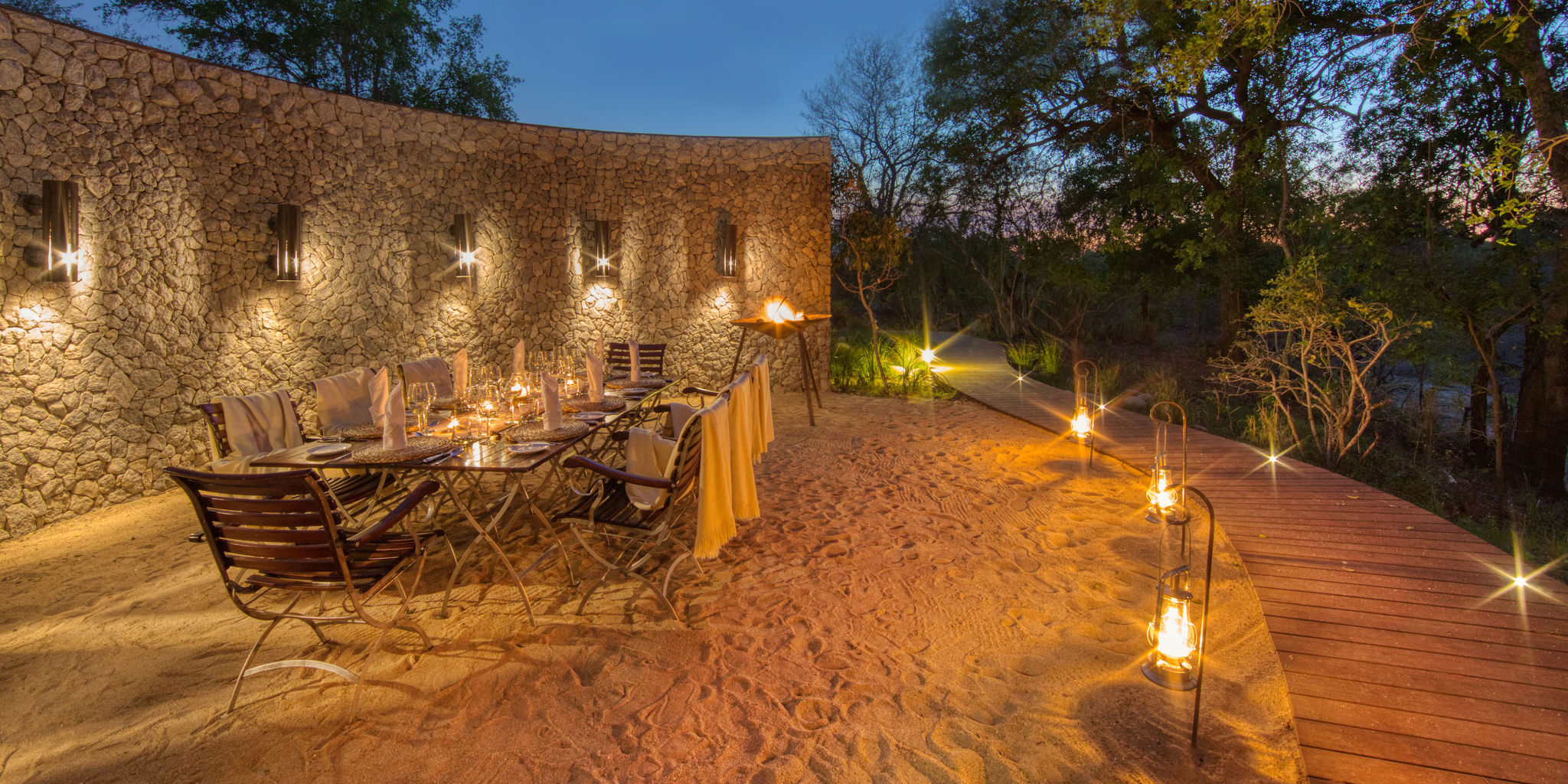 Dulini Leadwood Lodge boma