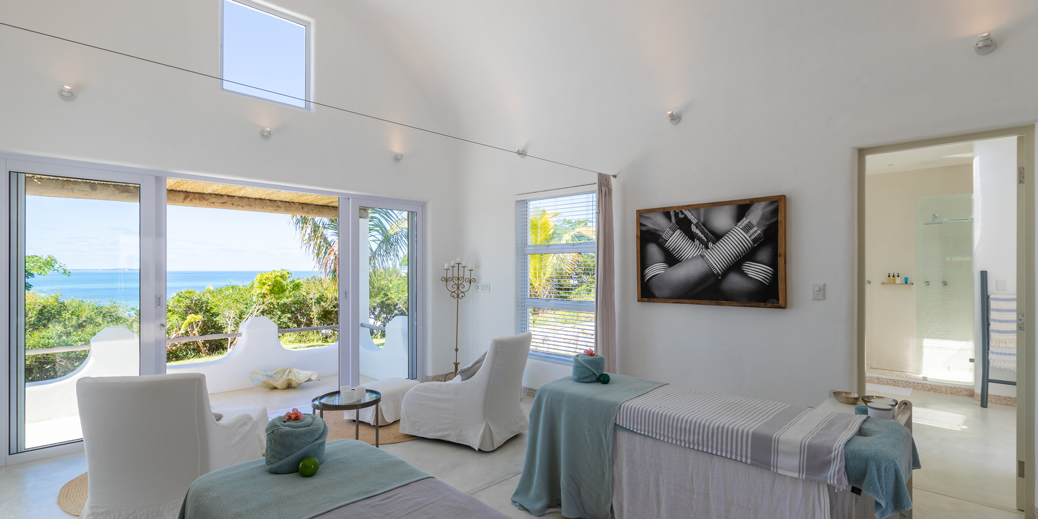 Santorini Mozambique massage spa