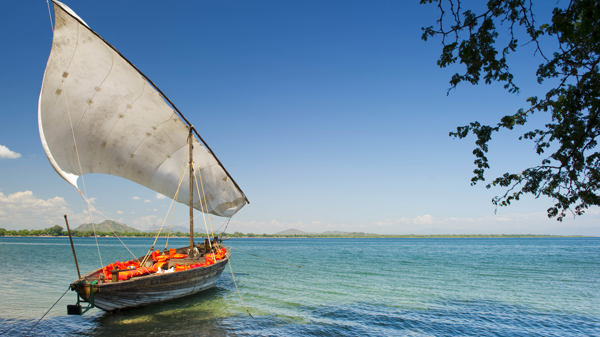 boat on lake malawi, southern africa safari holidays