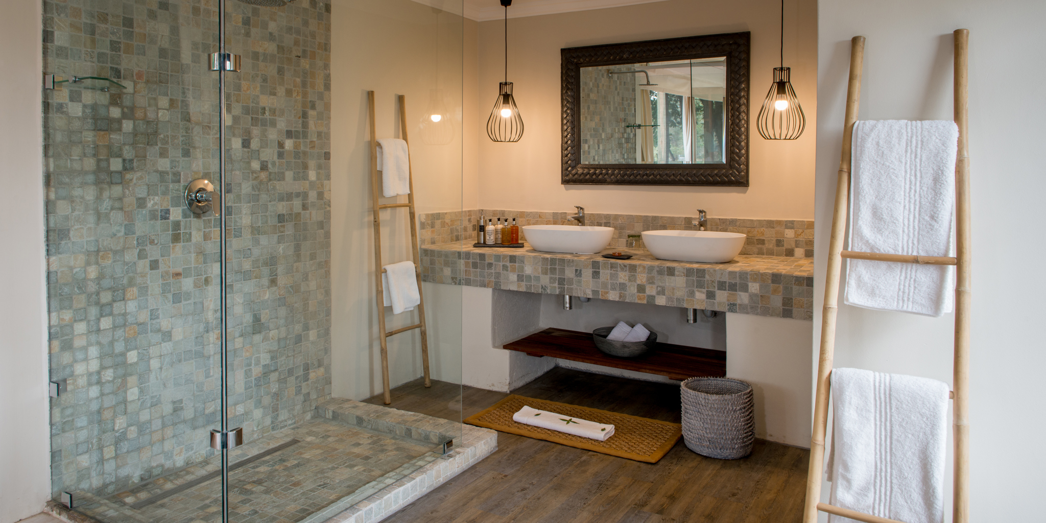 Simbavati River Lodge Bathroom