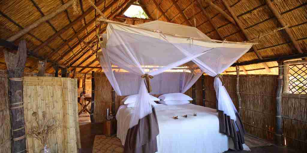 Luwi Camp Bedroom Suite