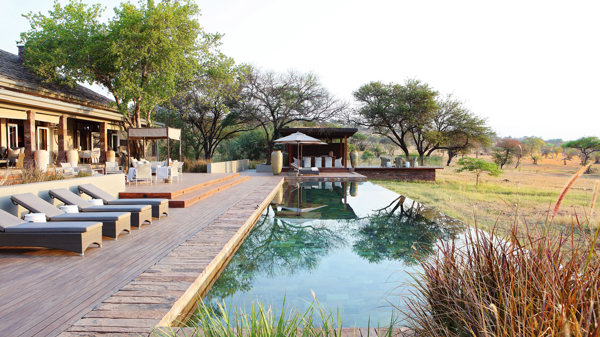singita serengeti house tanzania pool deck