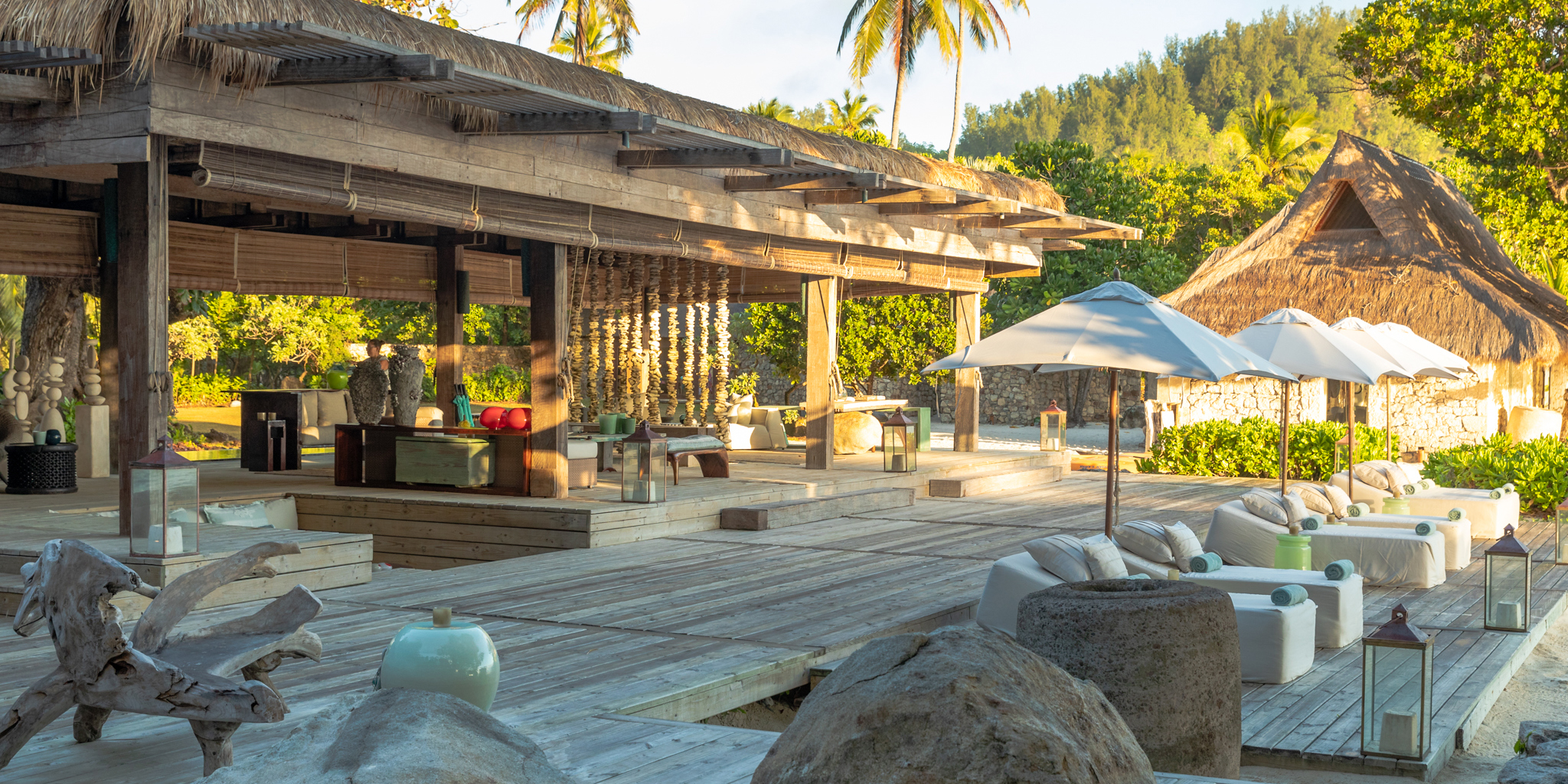 North Island Piazza seychelles yellow zebra safaris