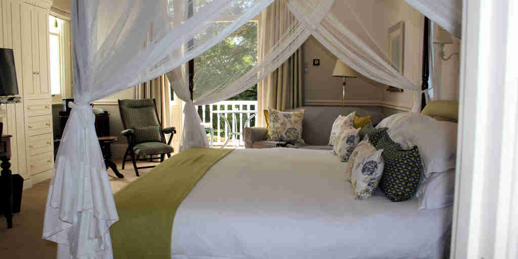 hacklewood hill country house south africa bedroom2 yellow zebra safaris