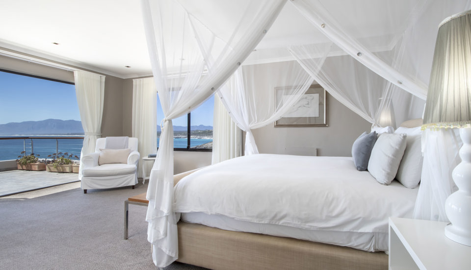 cliff lodge south africa double bedroom view yellow zebra safaris