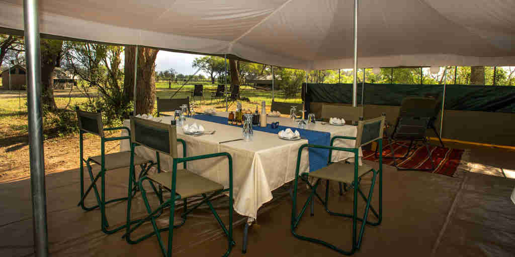 golden africa safaris dining area botswana yellow zebra safaris