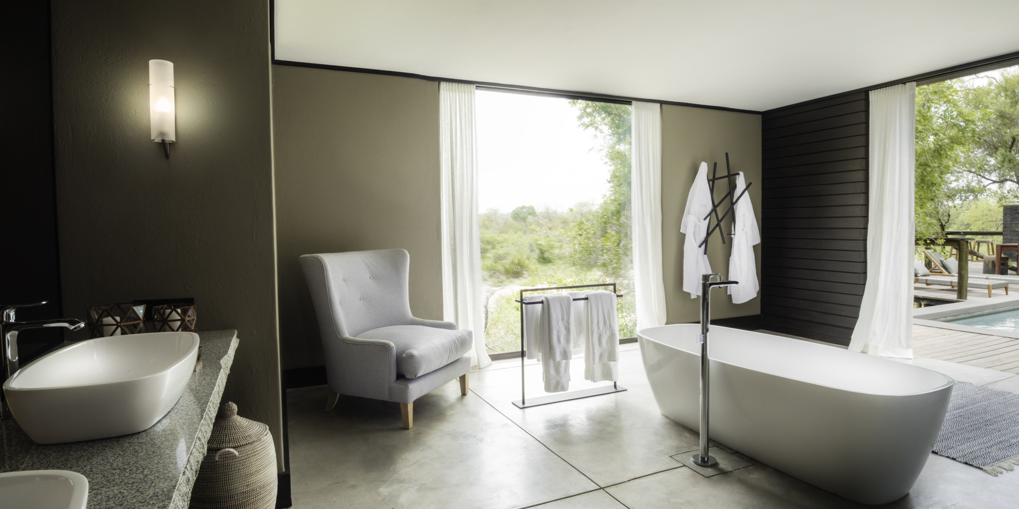 silvan safari lodge bathroom south africa yellow zebra safaris
