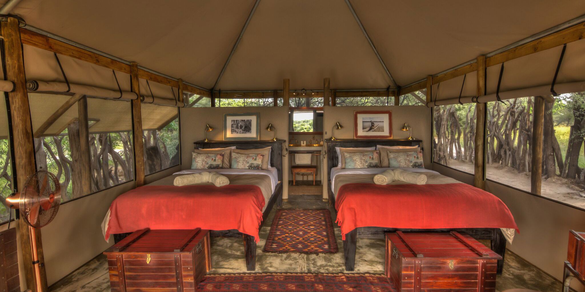 meno a kwena twin room botswana yellow zebra safaris