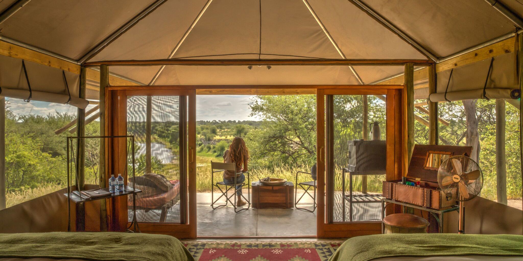 meno a kwena twin room view botswana yellow zebra safaris
