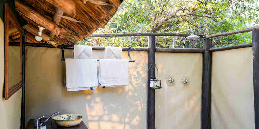 vundu camp bathroom zimbabwe yellow zebra safaris