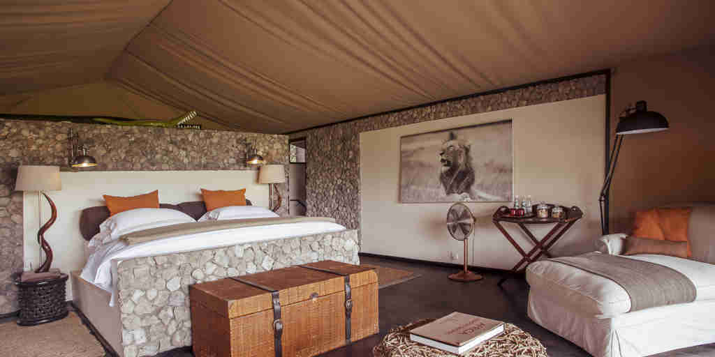 chem chem safari lodge double bedroom tanzania yellow zebra safaris