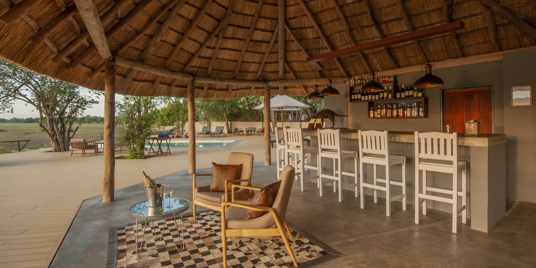kafunta river lodge bar area yellow zebra safaris