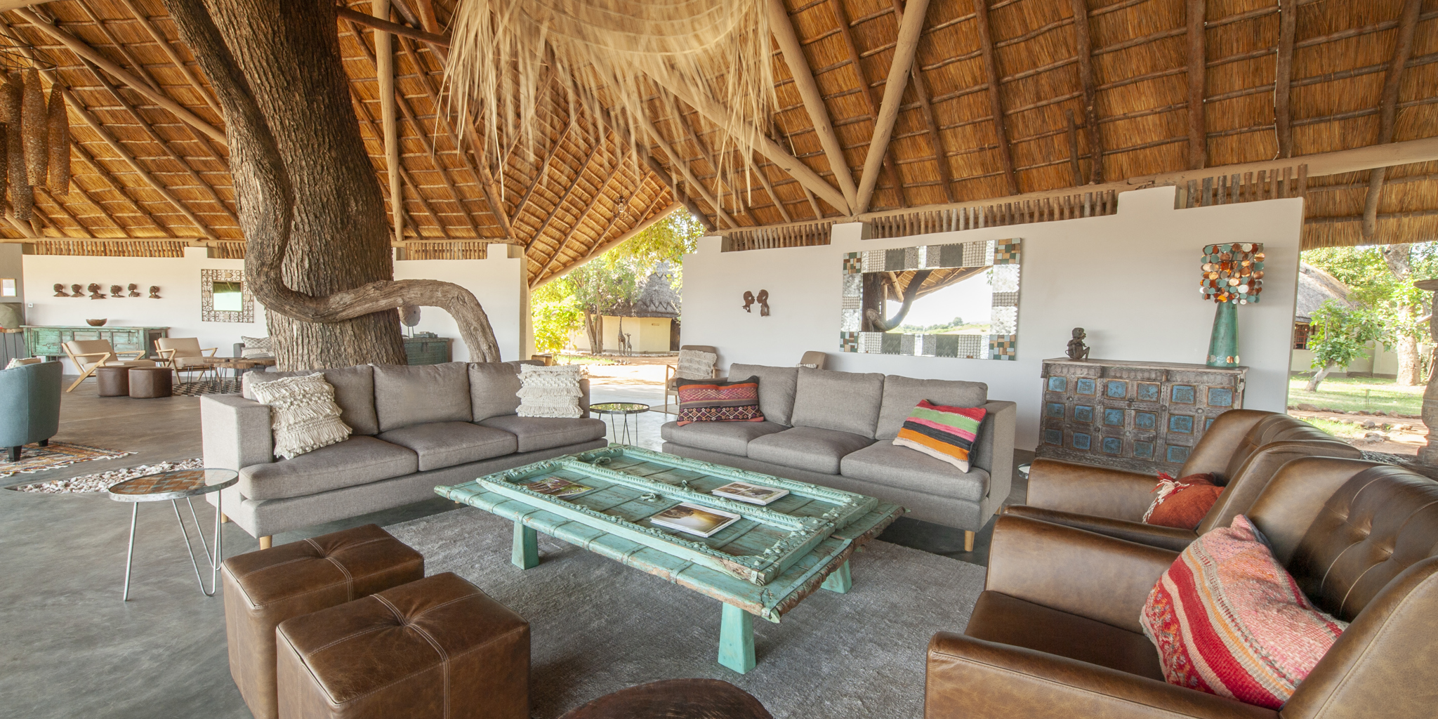 kafunta river lodge lounge yellow zebra safaris