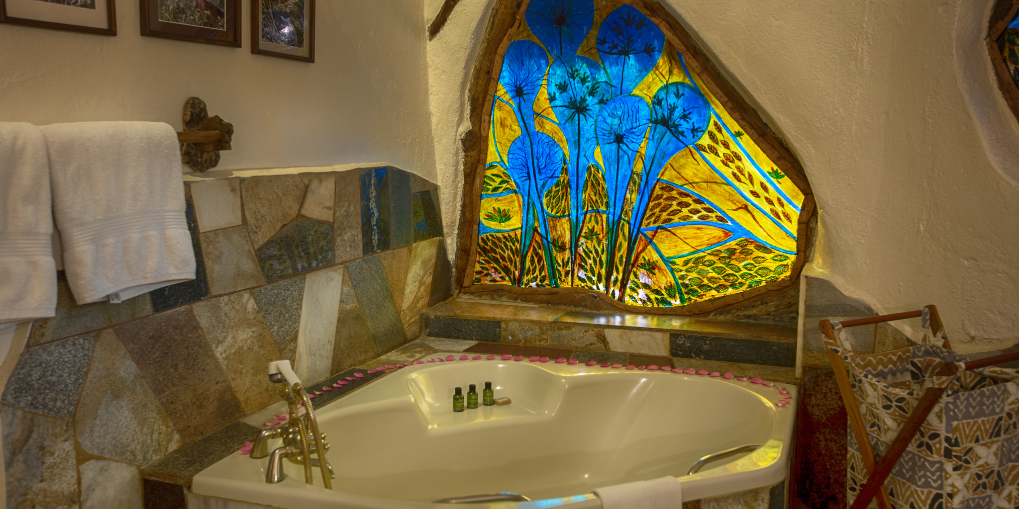 chui lodge bathroom kenya yellow zebra safaris