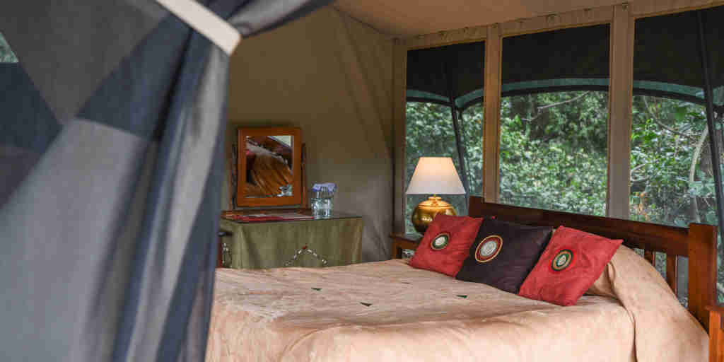 governors private camp double bedroom kenya yellow zebra safaris