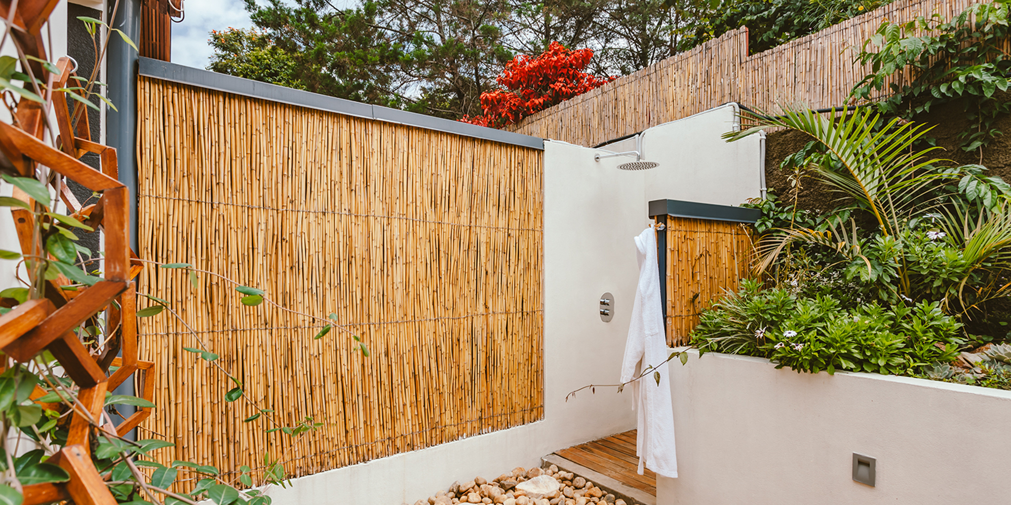 the retreat shower rwanda yellow zebra safaris